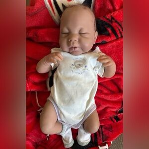 Huti B A.D.G. 04. Baby Doll